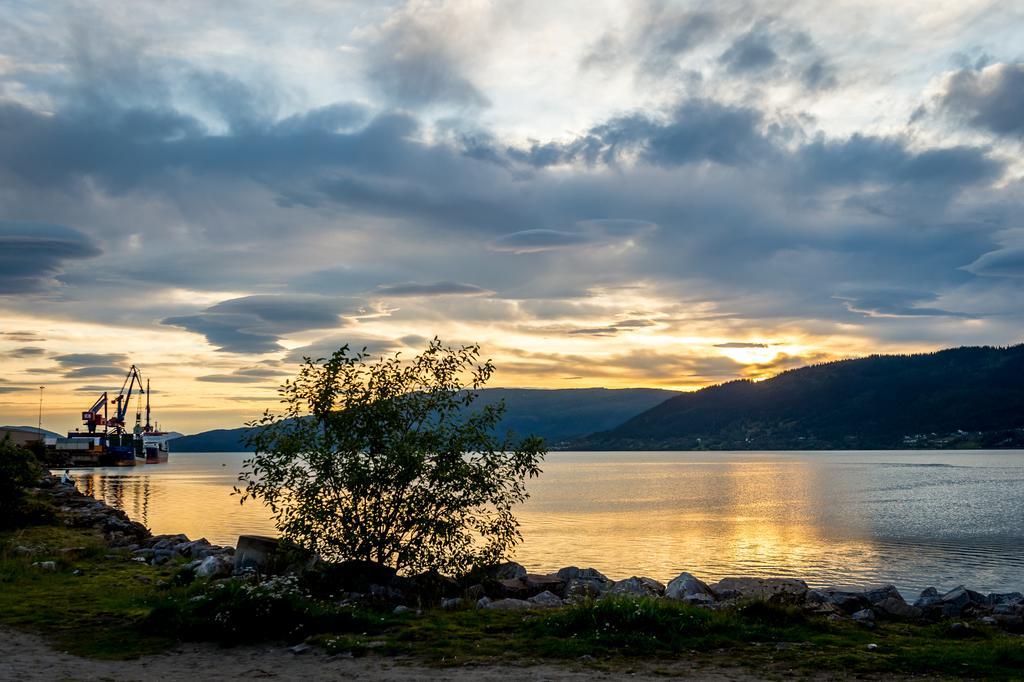 Hotel Fjordgaarden Mo Mo i Rana Exteriér fotografie